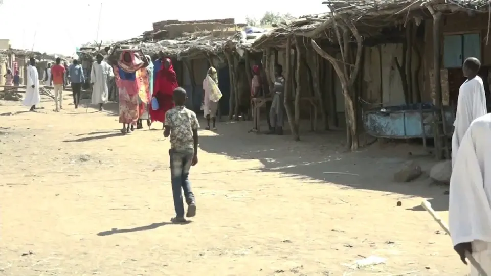 أزمة في السودان بسبب مقترحات بإلغاء الوظائف العامة